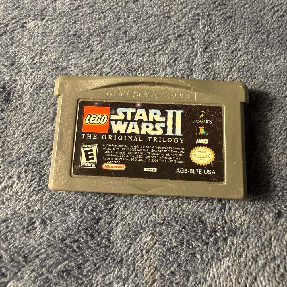 LEGO Star Wars II: The Original Trilogy (Nintendo Game Boy Advance, 2006)